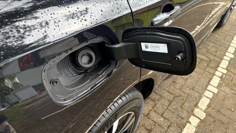 Volvo XC60 2.0 B5P Core 5dr AWD Geartronic Petrol Estate
